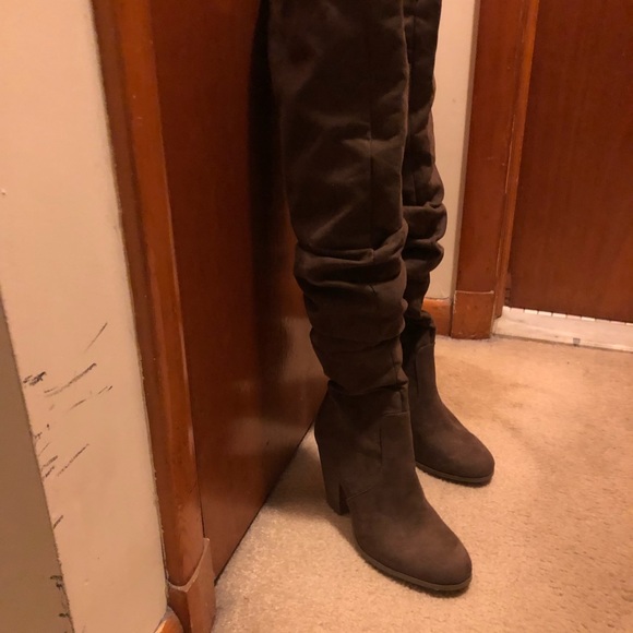 SOLD! Carlos by Carlos Santana Knee-high boots - Picture 2 of 5